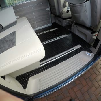Rubber Mats for the VW California Beach/Ocean - Black