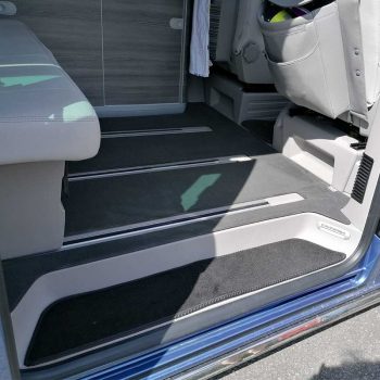 VW T5/T6/T6.1 Step Mats - 3 Piece Set - Blackb